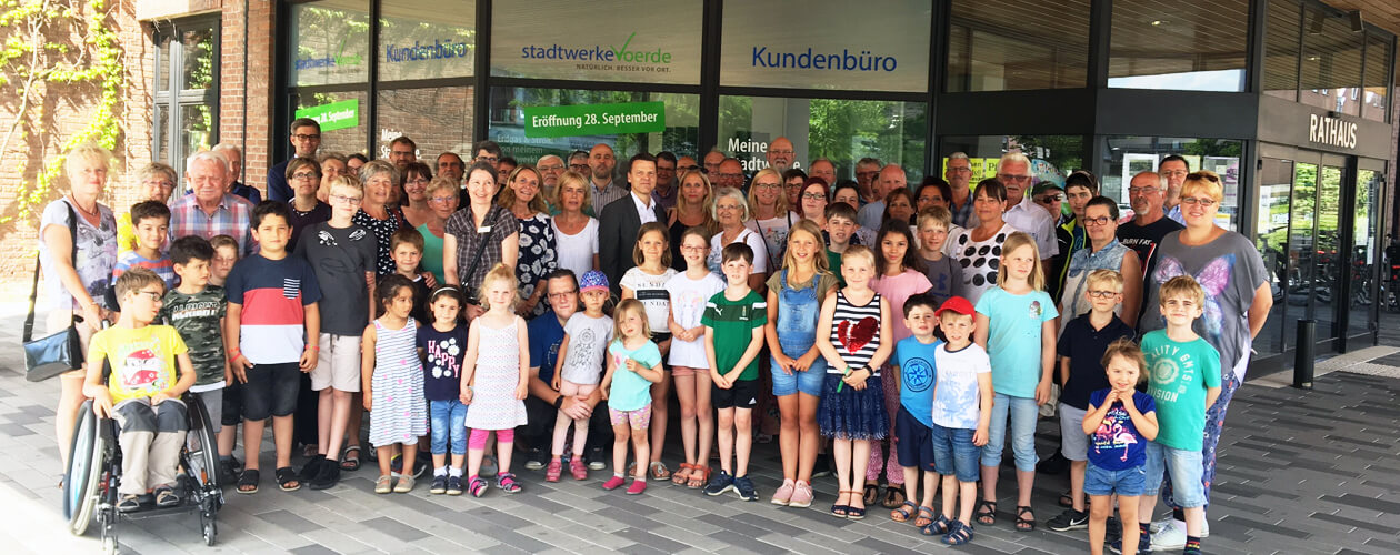 Stadtradeln Preisverleihung am 1. Juli 2019 vor dem Kundenbüro der Stadtwerke Voerde